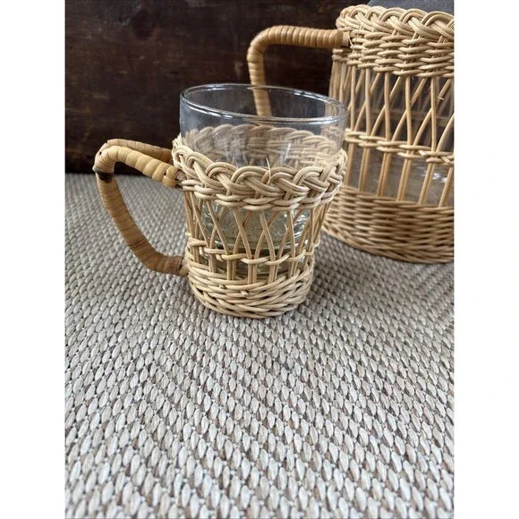 Vintage Wicker Set Picture And Glasses - Picture 2 of 8